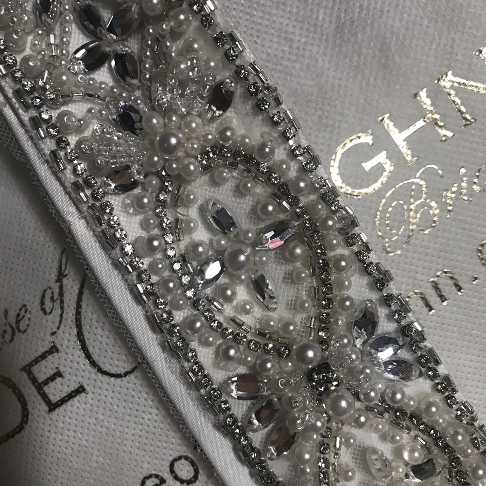 Wedding dress belt